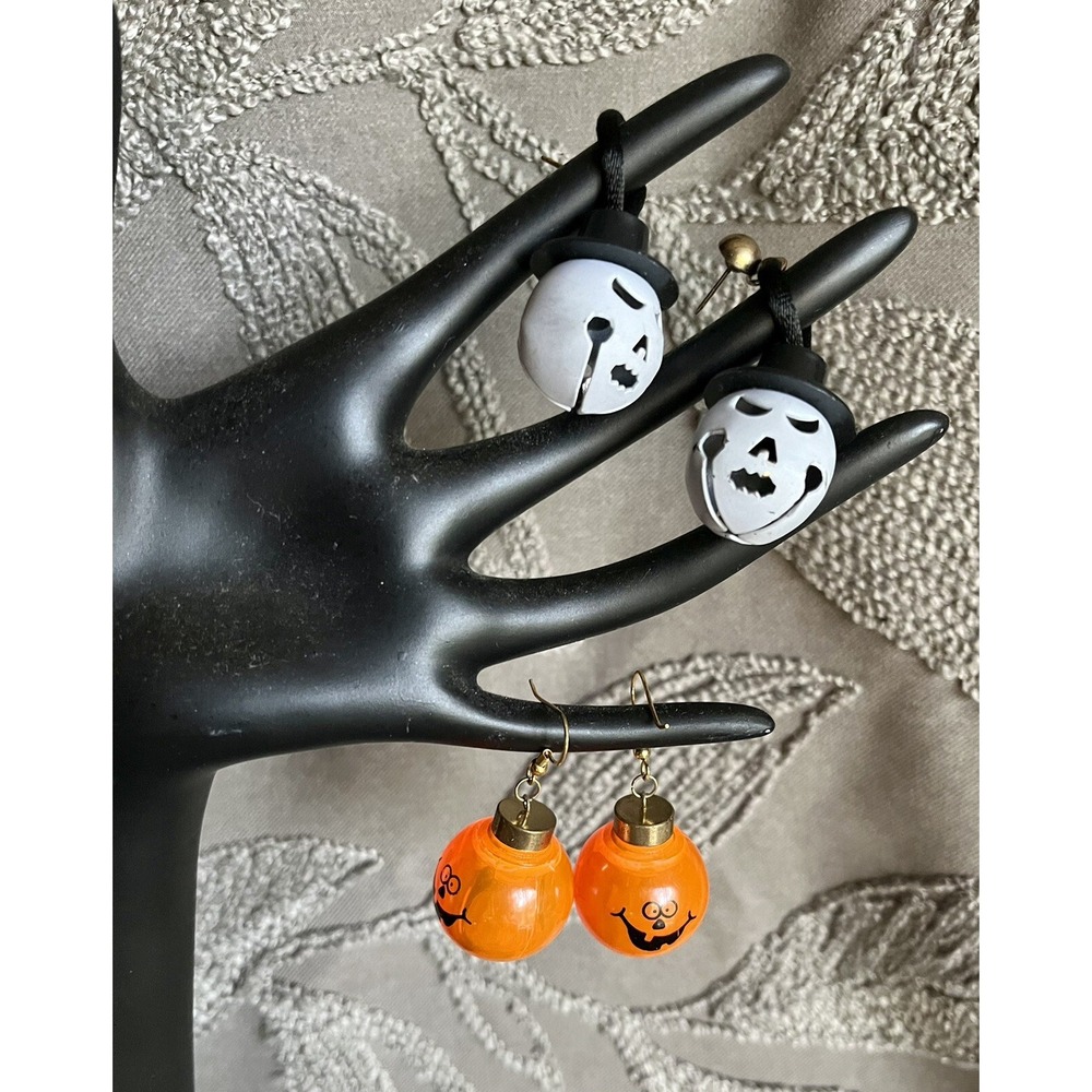 Halloween Earring Set 2 Pairs Orange Pumpkin Globes & White Skull Jingle Bells